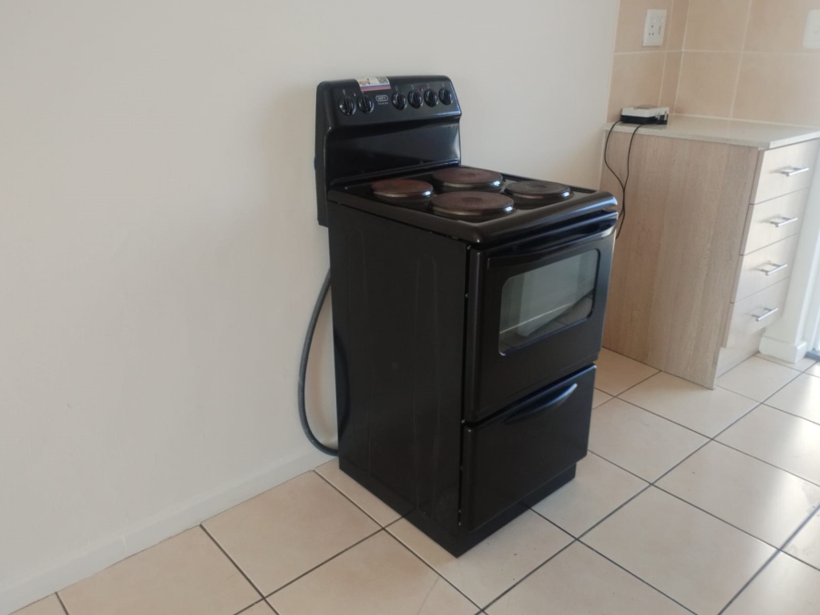 To Let 2 Bedroom Property for Rent in Heather Park Western Cape